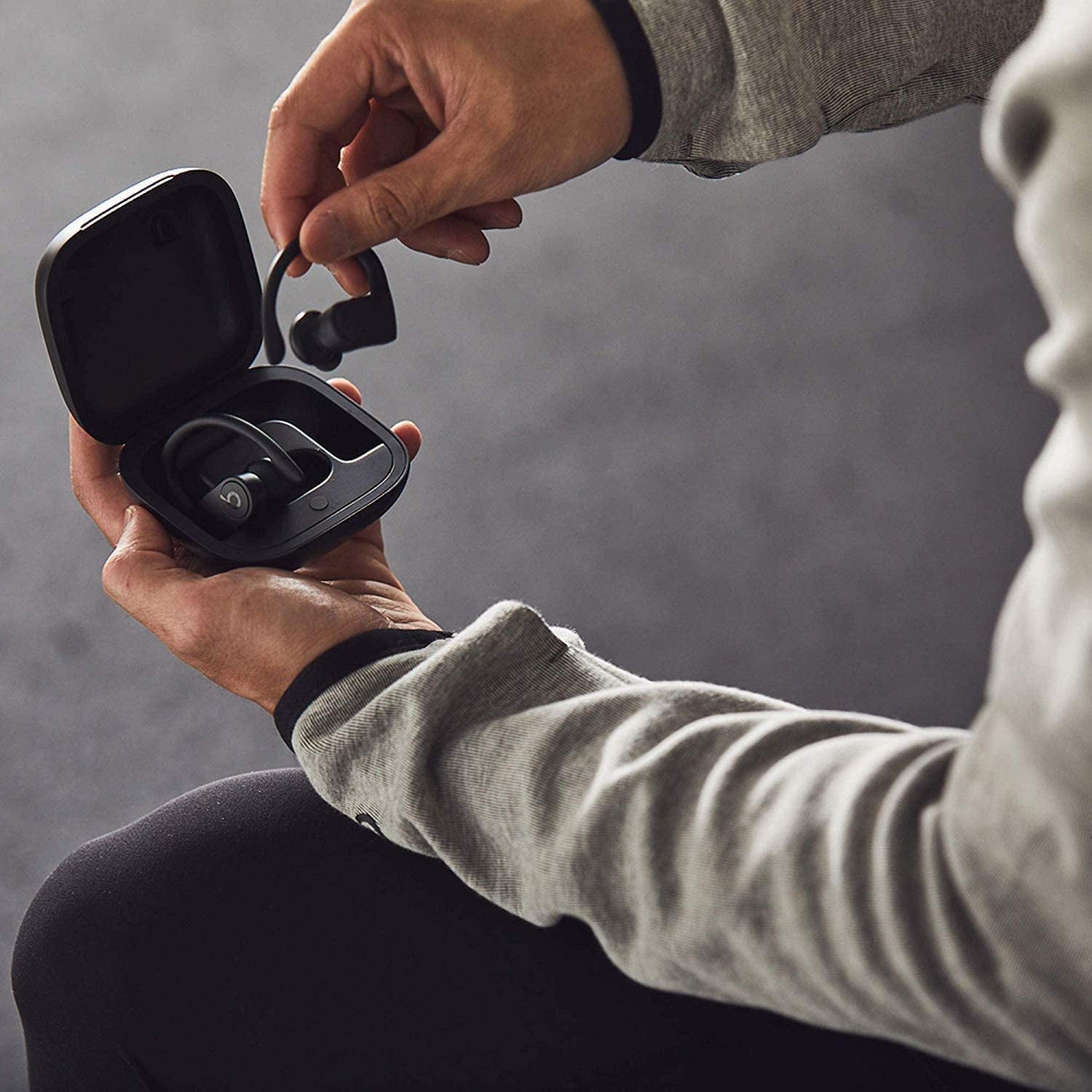 "Ultimate Power Pro Wireless Earbuds: Enhanced with Apple H1 Chip, 9-Hour Nonstop Listening, Sweat-Resistant - Irresistible Cloud Pink"