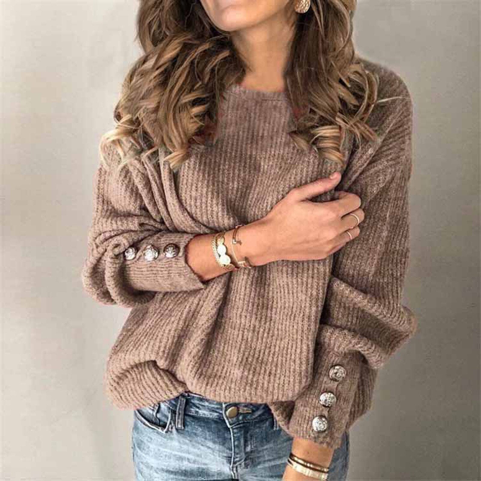 "Stay Stylish and Cozy with Our Chic round Neck Long Sleeve Sweater - the Must-Have Winter Fashion Essential!"